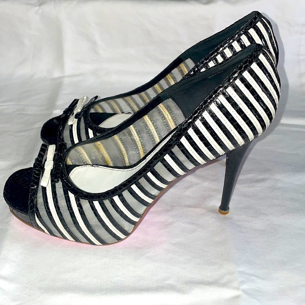Betsey Johnson Deandra Heels